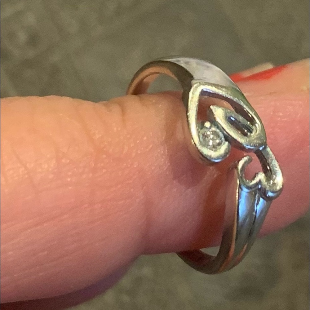 10k white gold with diamond